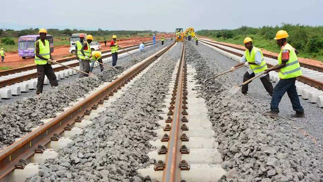 MOZAMBIQUE, ZIMBABWE, AND BOTSWANA UNITE FOR MAJOR INFRASTRUCTURE OVERHAUL