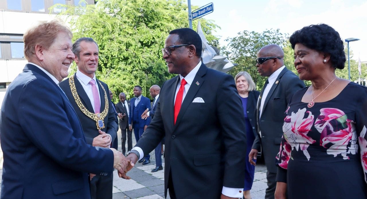 CHAKWERA MEETS LORD MAYOR DR. FELIX SCHWENKE IN OFFENBACH CITY