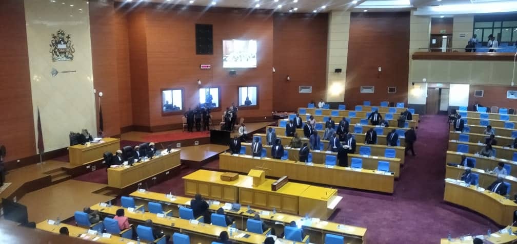 CHIPANI CHA DPP CHIKUFUNA KUSINTHA MTSOGOLERI WOTSUTSA MNYUMBA YA MALAMULO