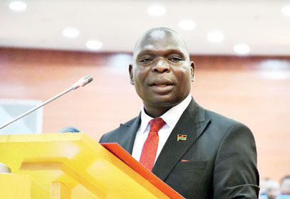 Simplex Chithyola Banda, Minister of Finance