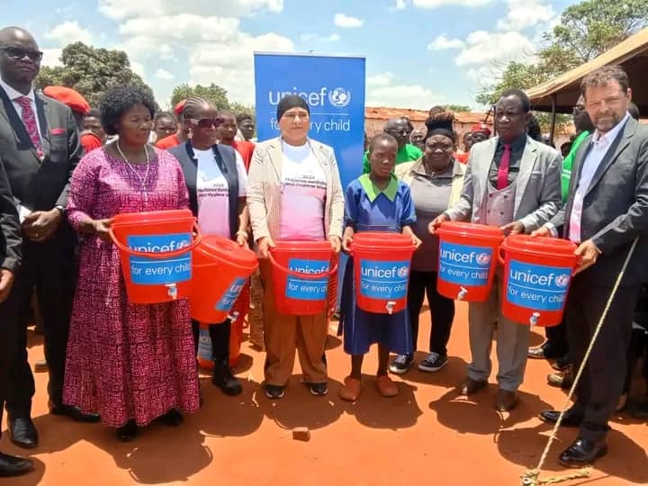 MIA WALAMULA KUFULUMOZITSA NTCHITO YOLUMIKIZA MADZI MWA ULELE