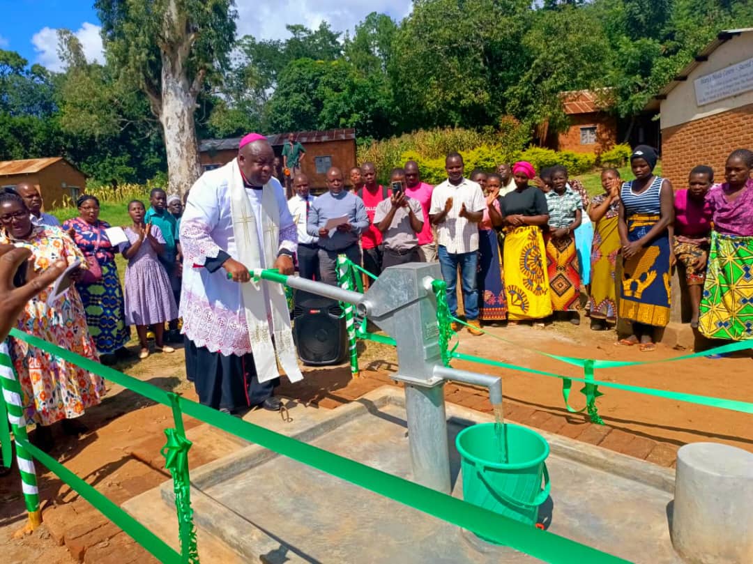 BISHOP CHAIMA HANDS OVER BOREHOLE TO IMPROVE HYGIENE AT SACRED HEART SCHOOL