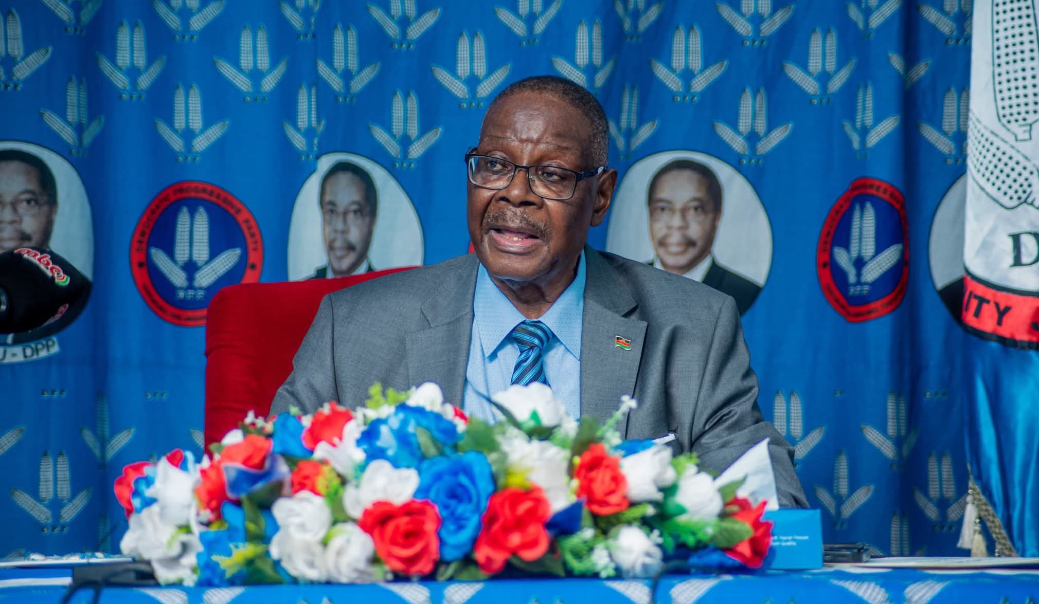 MUTHARIKA WARNS AGAINST DUBIOUS DEALS, PLEDGES REFORMS AND UNITY