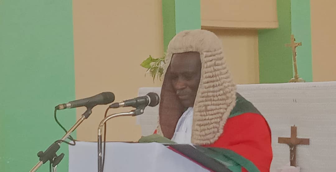 CHIEF JUSTICE URGES CATHOLIC LAWYERS TO BE AGENTS OF JUSTICE AND HOPE