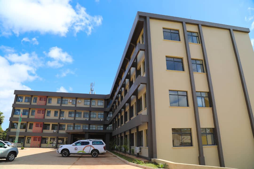 CHAKWERA OPENS K7.4 BILLION THYOLO DISTRICT COUNCIL OFFICE COMPLEX