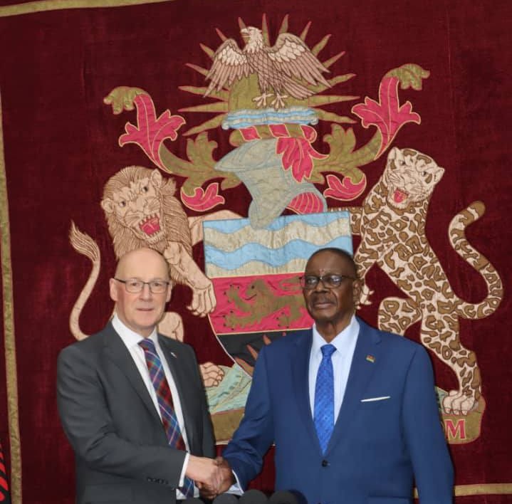 MUTHARIKA SECURES 200,000 METRIC TONS OF MAIZE FROM ZAMBIA TO TACKLE FOOD CRISIS