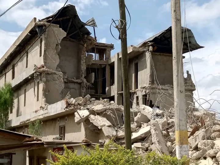 MZUZU CITY COUNCIL DEMOLISHES A BUILDING UNDER CONSTRUCTION